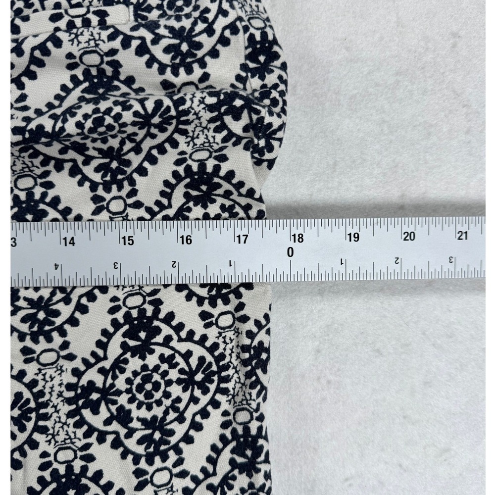 Ann Taylor LOFT Marisa Riviera Pants Womens 4 Black White Medallion Cropped 4 - Picture 5 of 11